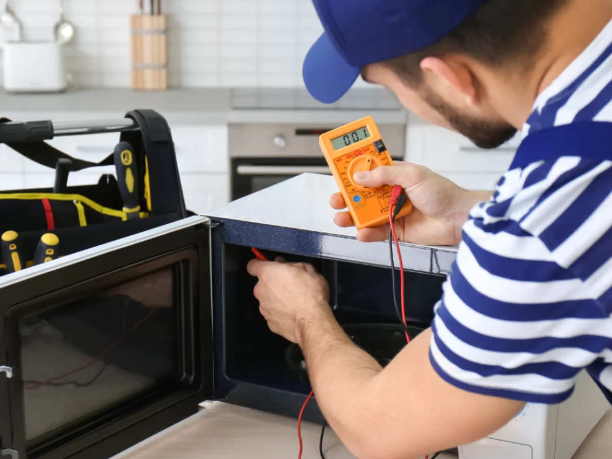 Conserto de eletrodomésticos em Embu das Artes: quando chamar uma assistência técnica especializada.